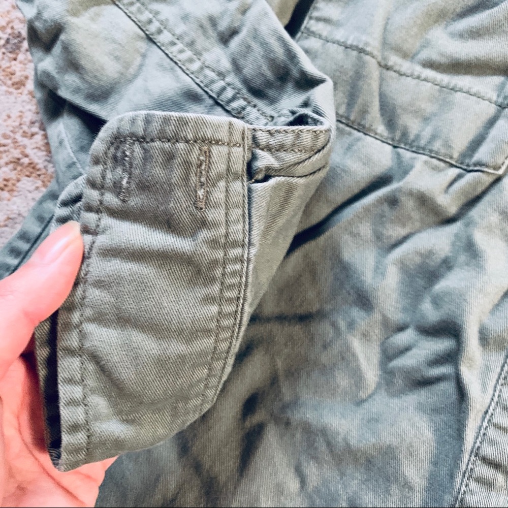 Green button down jacket / shirt - Picture 4 of 7